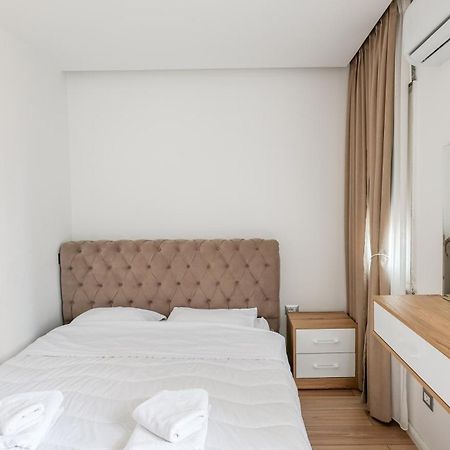 Premium Apartment In The Center Tirana Exteriör bild