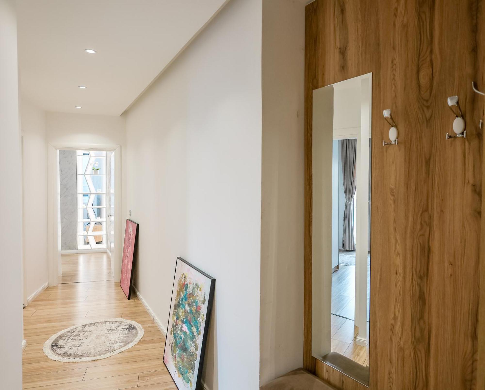 Premium Apartment In The Center Tirana Exteriör bild